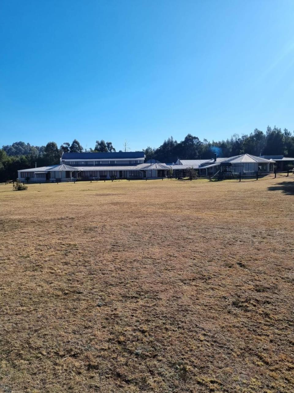 Gasthaus Drakensberg Mountain Retreat Bergville Exterior foto